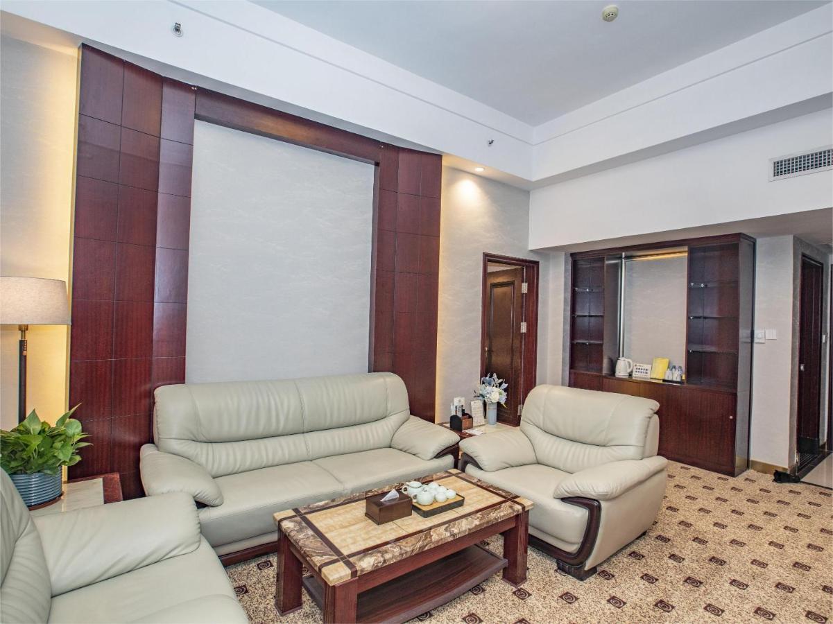 Junyue Hotel Guangzhou Exterior photo
