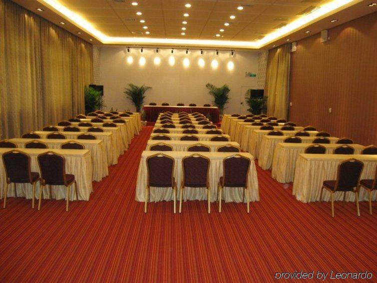 Junyue Hotel Guangzhou Facilities photo